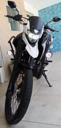 Lander XTZ 250- Moto de Mulher