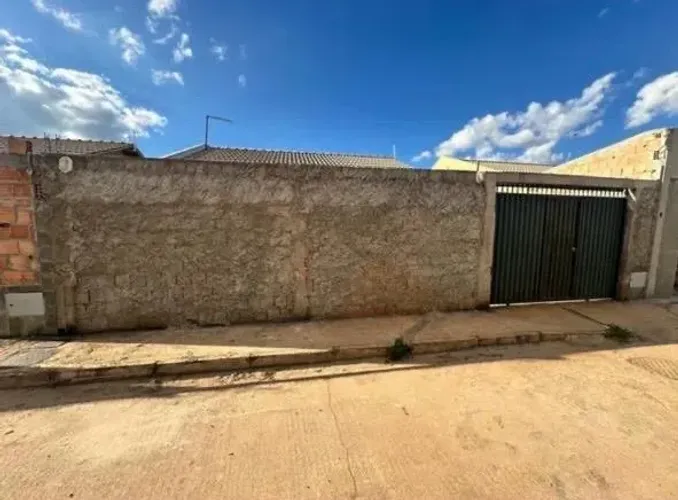 Casa para alugar em Águas lindas - GO *