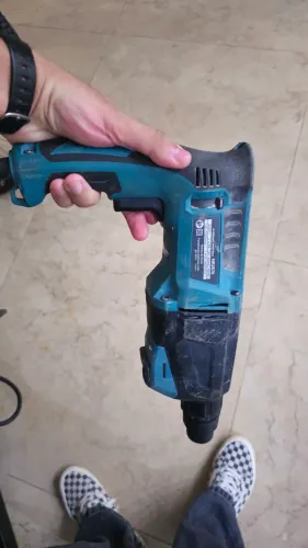 Furadeira Makita