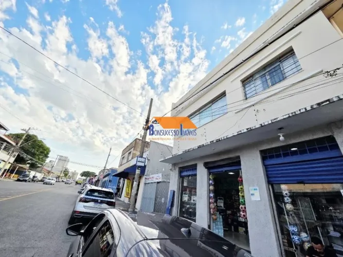 casa de 5 quartos, com loja Bairro Ipiranga em Belo Horizonte