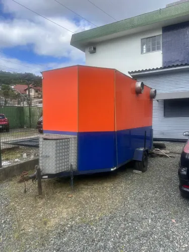 Food truck semi novo vendo ou alugo