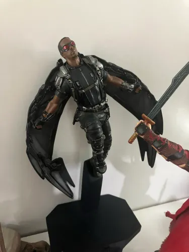 Falcon The Winter Soldier Iron Studios 1/10