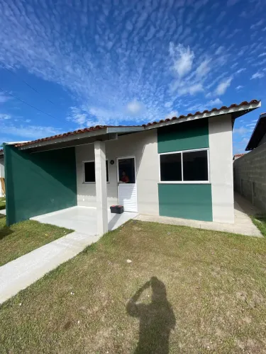 Alugo casa no condomínio reserva das árvores