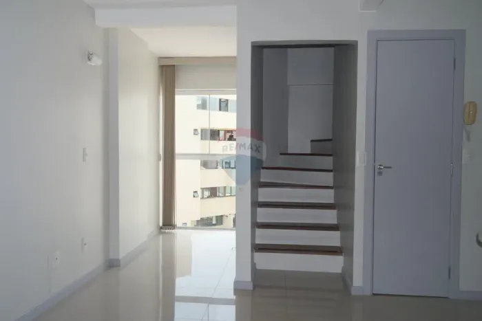 Apartamento Duplex para Locação no Edifício Viña Del Lago | Lago Norte | 02 Quartos Semi-S