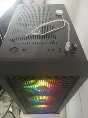 PC Gamer completo, em ótimo estado.