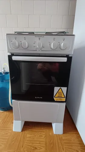 Fogão à gás Atlas 4 bocas, forno 50L, semi novo,4 meses de pouco uso