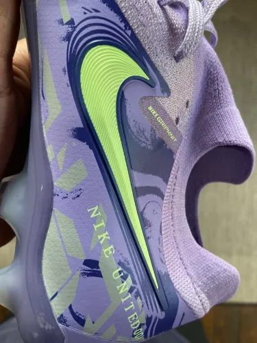 Chuteira Nike