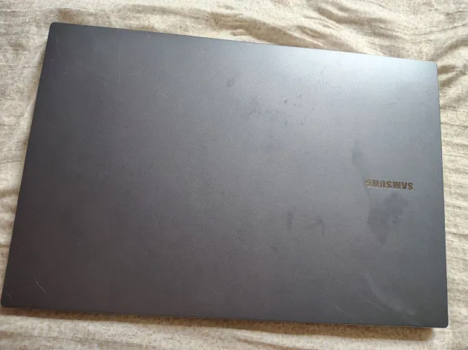 Notebook Samsung conservado 1 TB