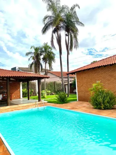 CasaTérrea, 324²  3 quartos sendo 2 suítes - Rondonópolis - MT