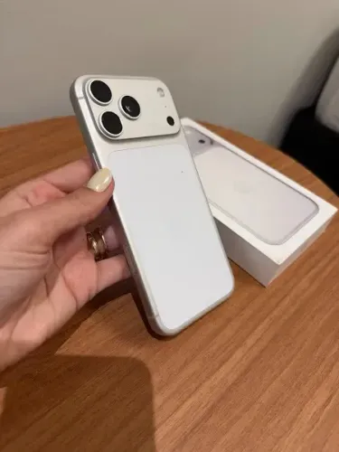 iPhone 17 PRO MAX 512GB - Bateria 100% - Garantia Apple 27/05/2027 - Parcele Em Até 18x