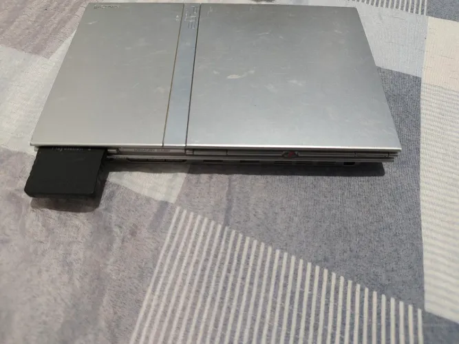 PS2 slim silver