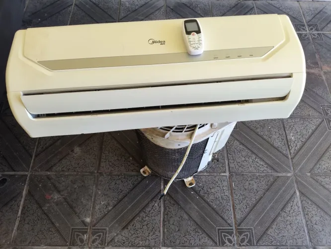 Ar condicionado 9000btus com instalação inclusa + garantia.