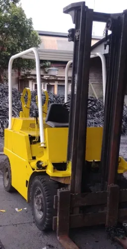 empilhadeira Yale 2,5 ton.