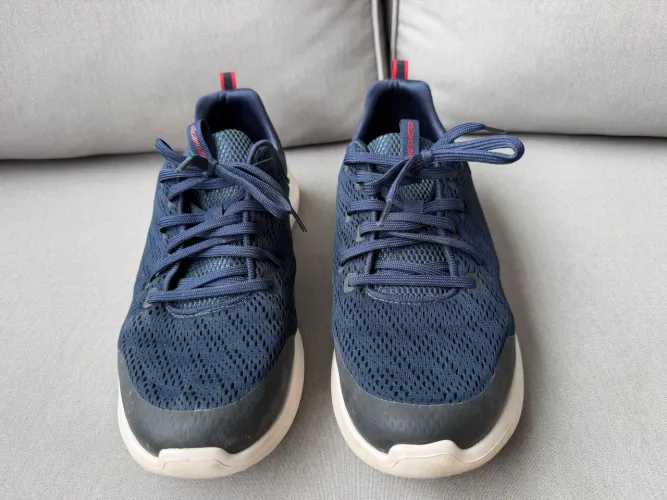 Vendo tenis Skechers tamanho 44. Pouco uso