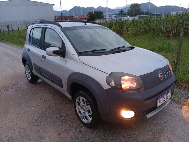Fiat Uno Mille WAY Economy 1.0 F.flex 4P 2013