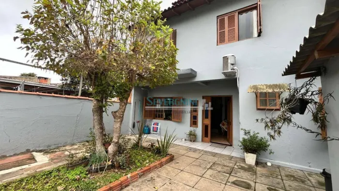 Sobrado com 3 dormitórios à venda, 215 m² por R$ 680.000,00 - Vila Cachoeirinha - Cachoeir