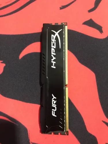 Memória ram da Hyper DDR3 8GB 1866 Barato pra vender logo