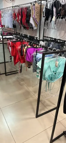 Arara industrial para Loja de roupa 