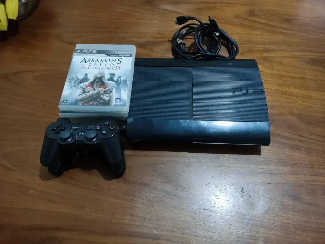 PS3 Super Slim, 2 controles, 7 jogos, cabos completos. Funcionando 100%!