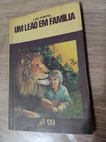 Um Leão na Familia