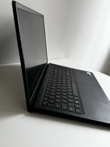 Notebook Dell Inspiron 15 3520