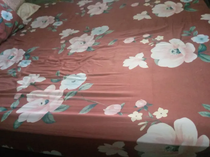 Vendo cama box casal Queen