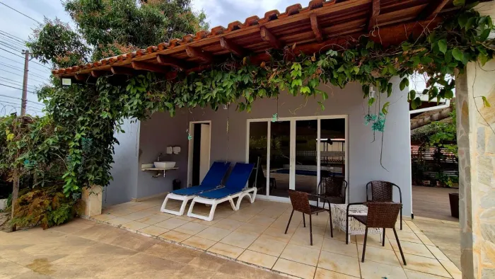 CHÁCARA TOTALMENTE REFORMADA EM ITU | 1.300 M² | PISCINA + ÁREA GOURMET PARA 30 PESSOAS