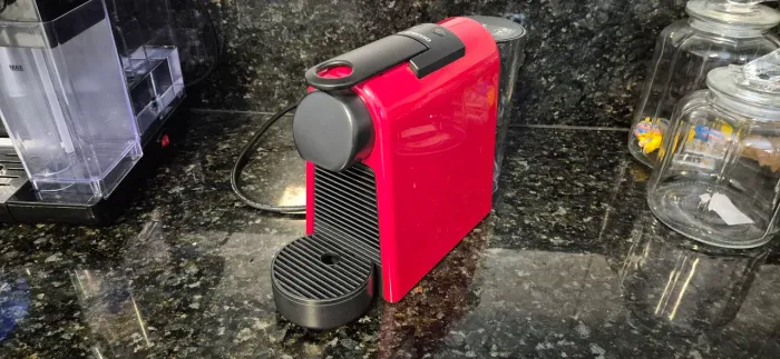 CAFETEIRA NESPRESSO