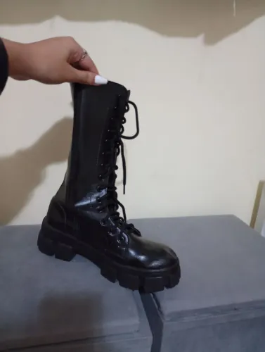 Bota feminina tamanho 37