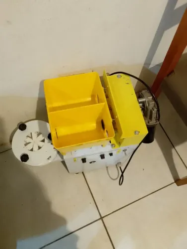 Máquina modelar salgados compquita print