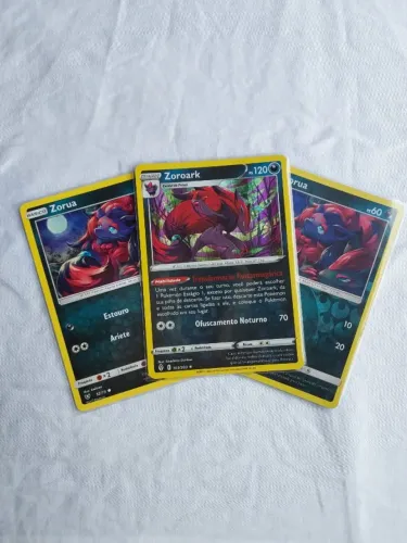 Cartas Pokémons: Zoroark Foil com Dois Zoruas !!!
