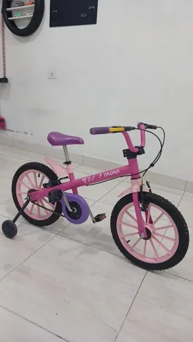 Vendo bicicleta infantil feminina