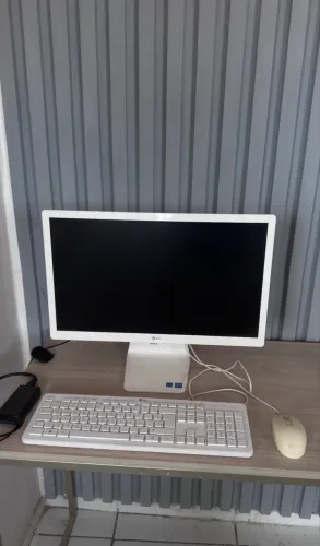 Computador LG 22 polegadas
