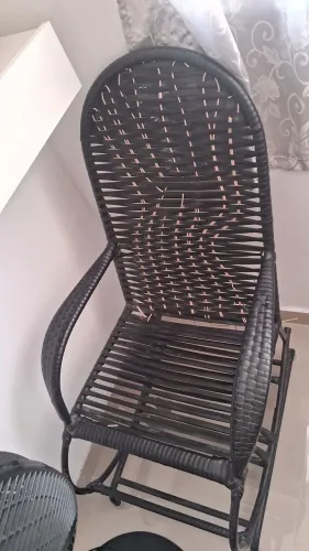 Vendo cadeira de balanco valor 140 reais usada
