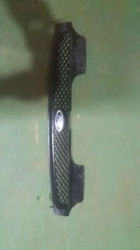 Grade Dianteira do Radiador Ford Fiesta 2002 2007