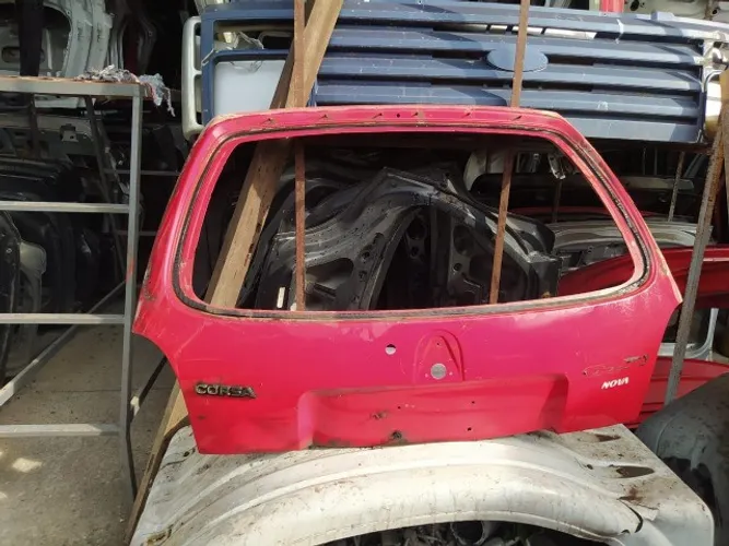 Tampa Traseira Corsa Wind 1994 ate 2001