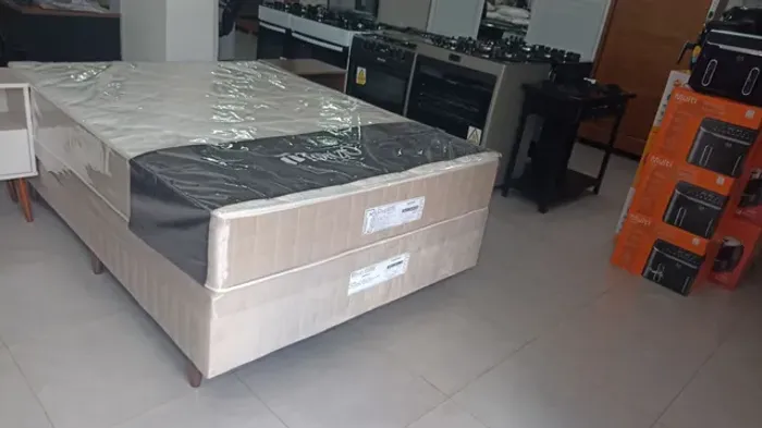 Cama casal e colchão separado