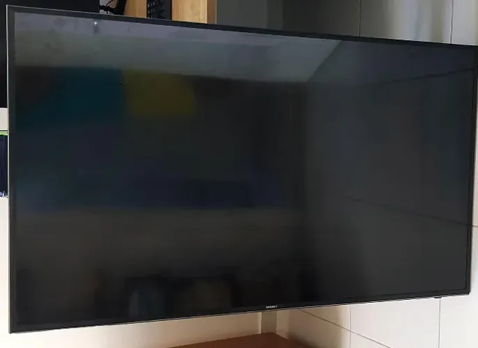 SMART TV COM DEFEITO