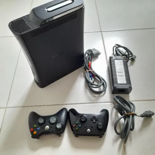 Vendo XBOX 360