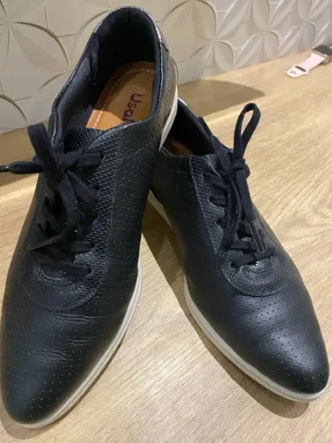 Tênis usaflex em couro, tamanho 37, semi novo Casual Feminino Preto