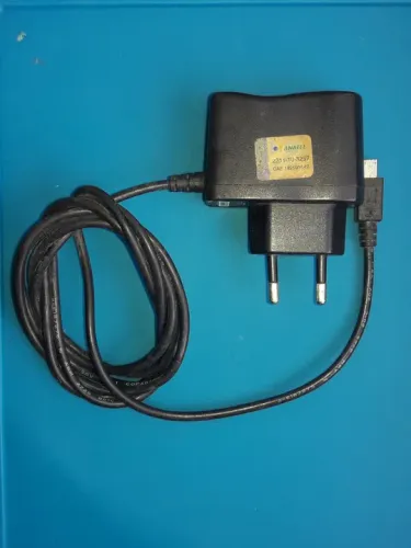 Carregador HUAWEI ORIGINAL - Travel Charger, V3. ZT-666-E0500
