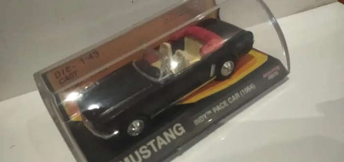 Réplica Mustang 1964
