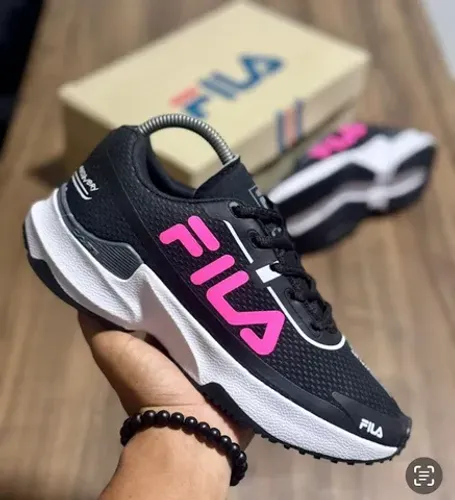 tenis fila preto esporte