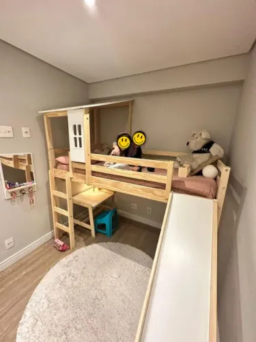 CAMA ALTA com telhadinho