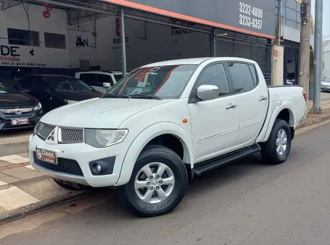 Mitsubishi L200 2.4 16V Turbo Diesel Sport GL CD 4P 4X4 Manual 2018