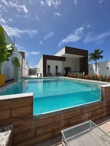 Excelente Casa 3/4 sendo 1 suíte com piscina em Arembepe