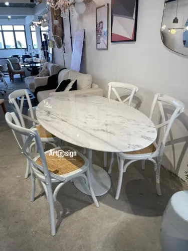 Mesa Saarinen Mármore espírito santo 1.60x90