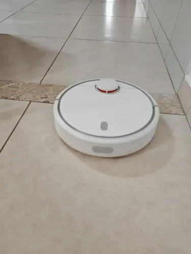 Robô aspirador de pó Xiaomi de 1ª Geração em Excelente estado - Com acessórios Originais