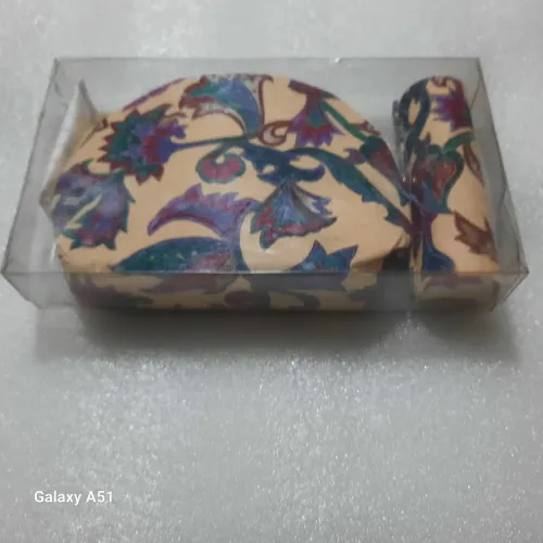 Bolsa porta maquiagem carteira de mão e porta baton com espelho. Nova .  