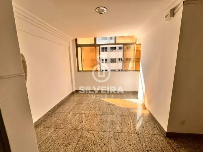 Sala 33 Metros Santo Agostinho